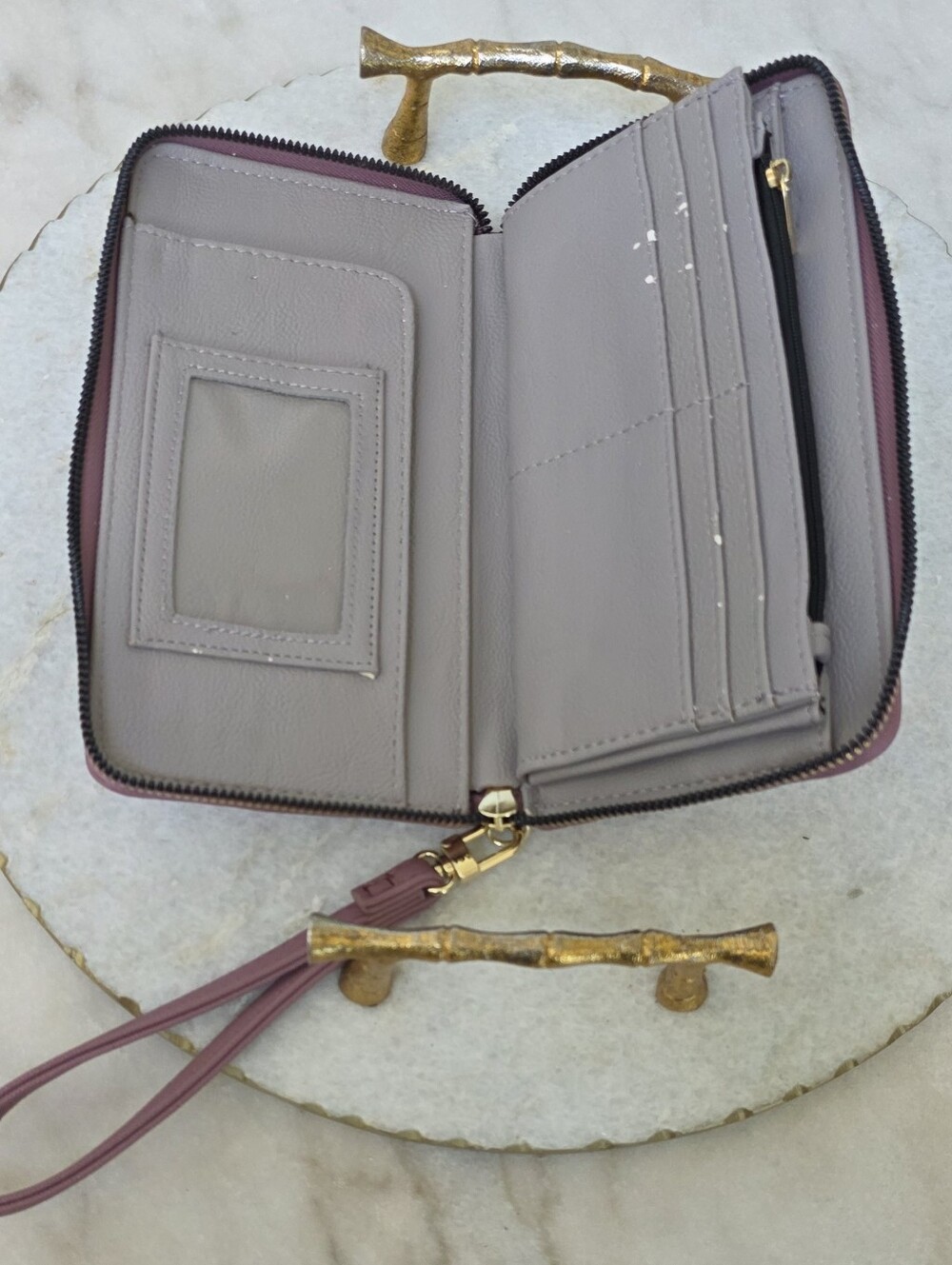 Betsey Johnson Large 3D Bow Zip Around Wallet Wristlet Mauve Plum Saffiano - Picture 9 of 15